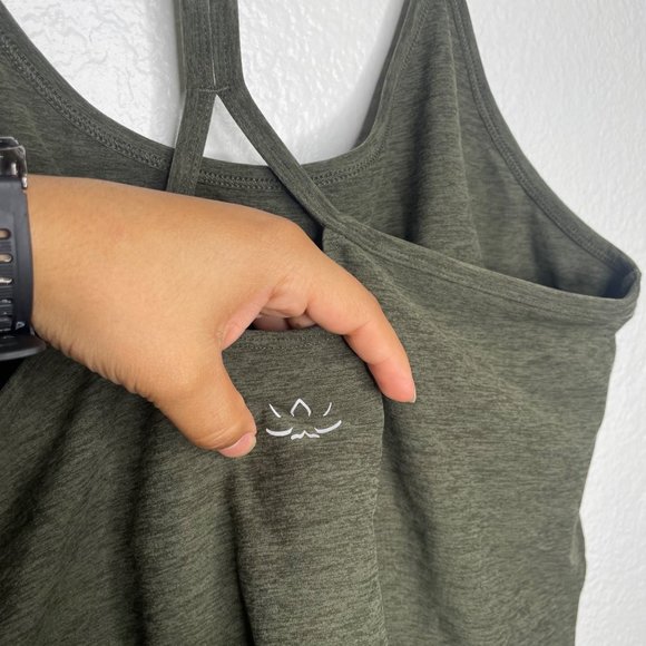 Beyond Yoga Women's Plus Size 3X Cropped Green Activewear Workout Camisole - Picture 13 of 14